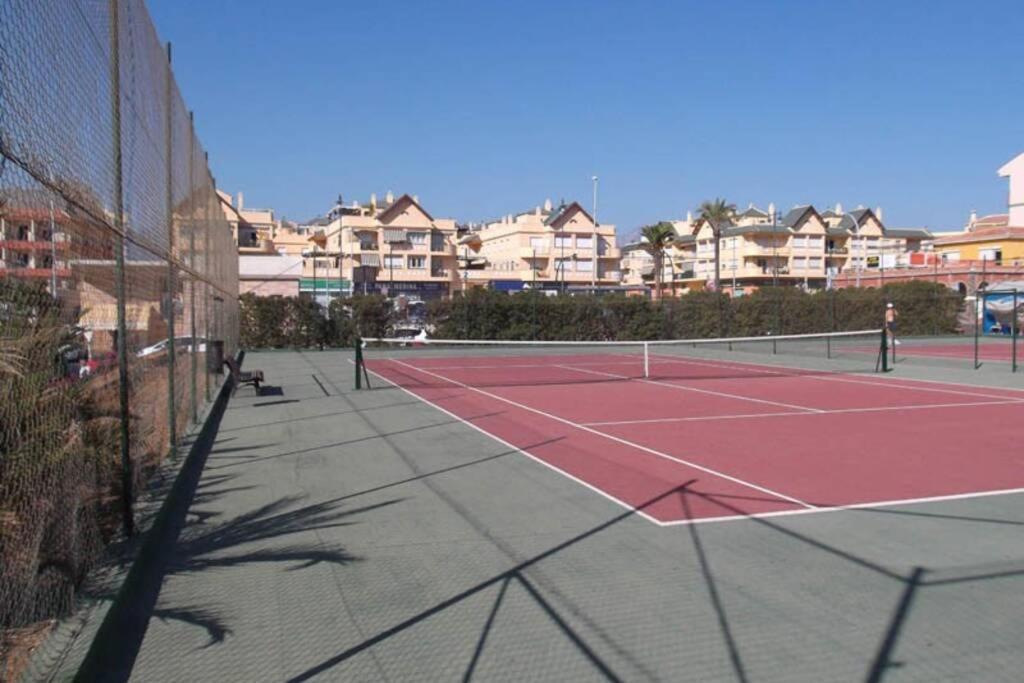 Apartamento A Estrenar En Primera Linea De Playa Torrox Exterior photo
